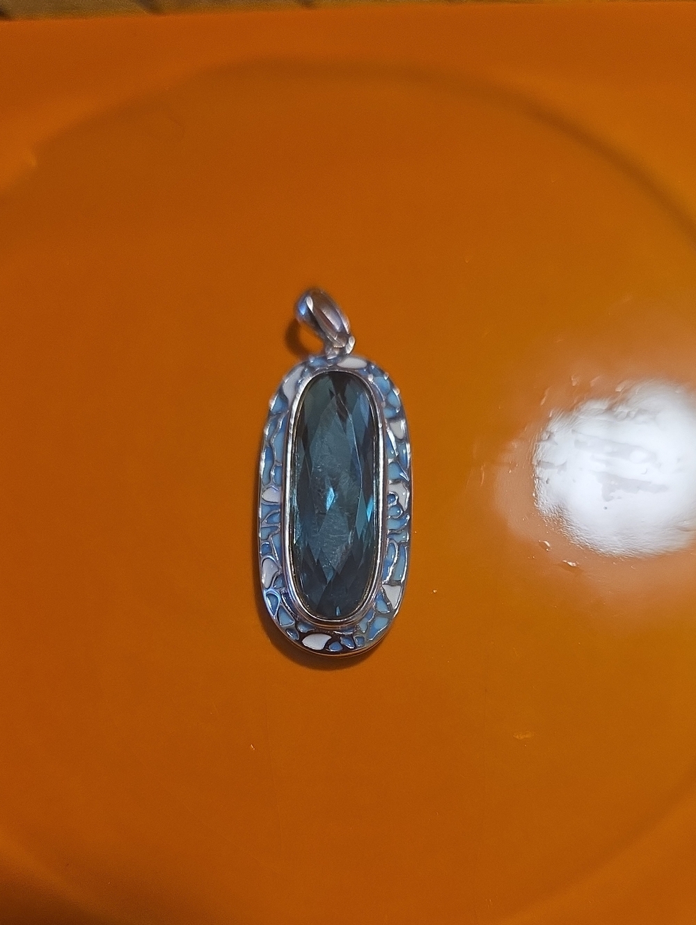 Elegant Blue Crystal 925 Silver Pendant Necklace Accent